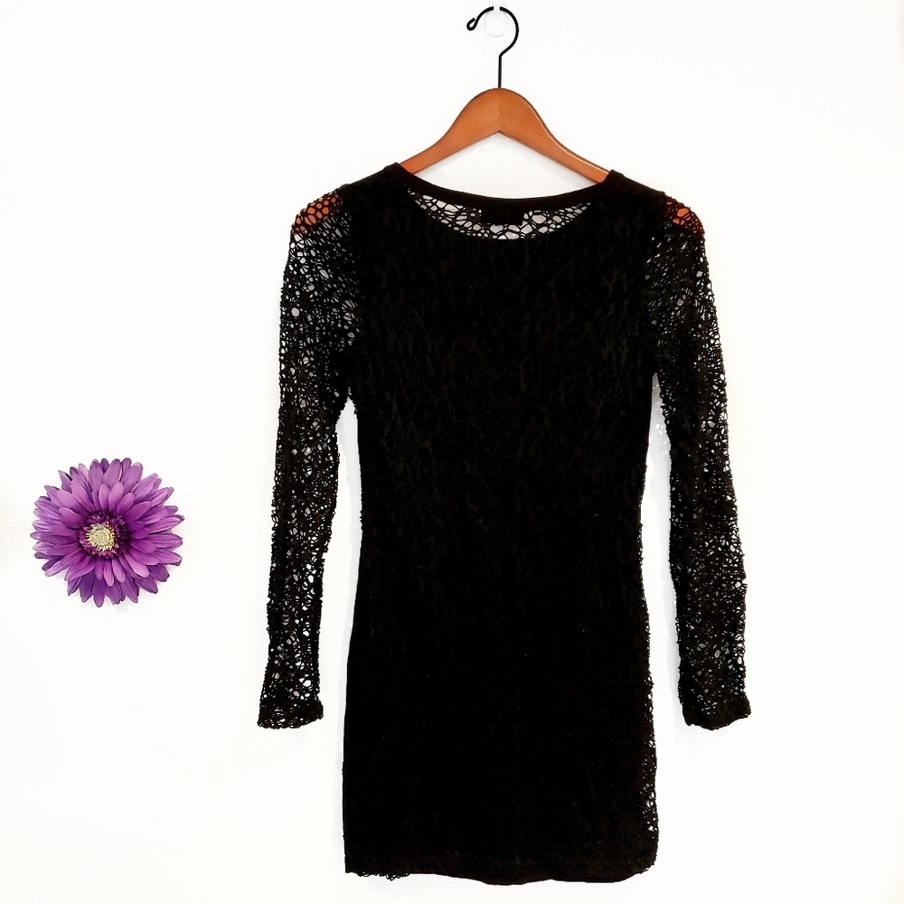 Topshop Long Sleeve Dress with V Neck Back - Picture 3 of 8
